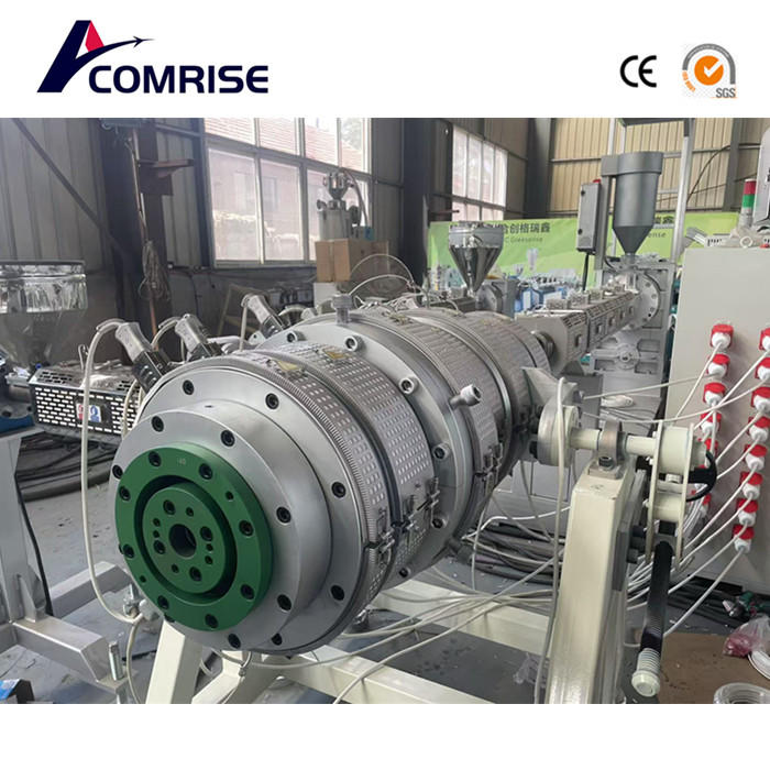 Vengono prodotte la macchina per tubi HDPE da 250 mm e 315 mm